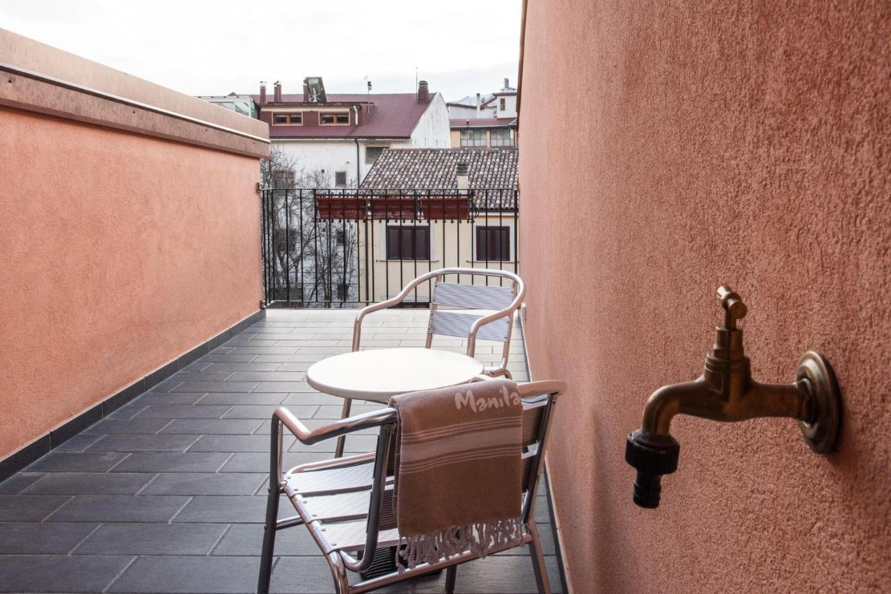 A Casa Di Rocco Apartment Кастел ди Сангро Екстериор снимка